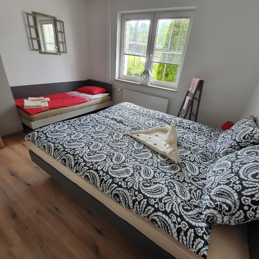 Apartma Rozle Mojstrana Exteriör bild
