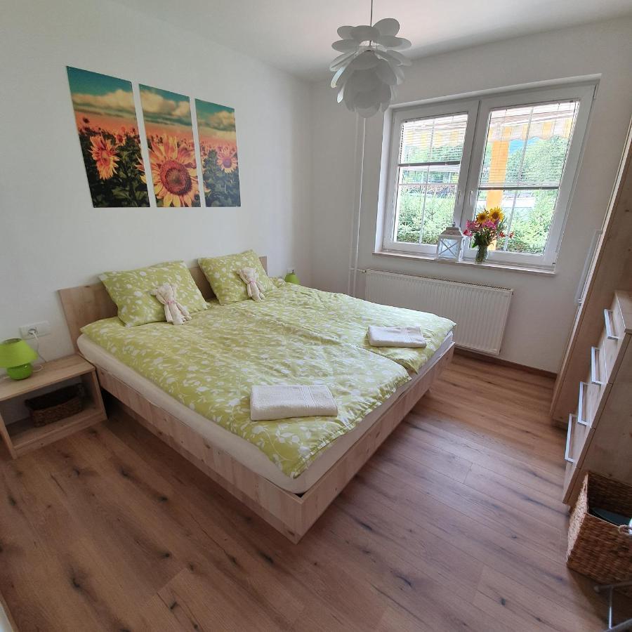 Apartma Rozle Mojstrana Exteriör bild