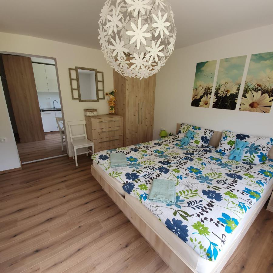 Apartma Rozle Mojstrana Exteriör bild