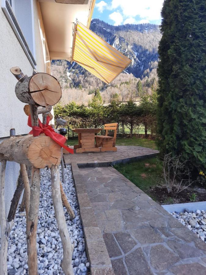 Apartma Rozle Mojstrana Exteriör bild